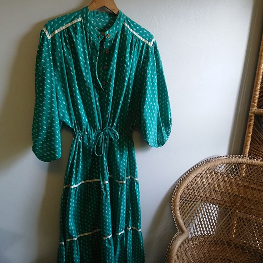 Vintage Green Maxi Dress